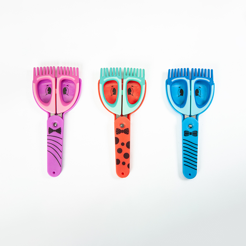 قيچی غلافدار فرچه دار سرگرد